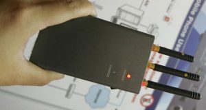 Các thiết bị phá sóng chào bán công khai, thách thức pháp luật 17