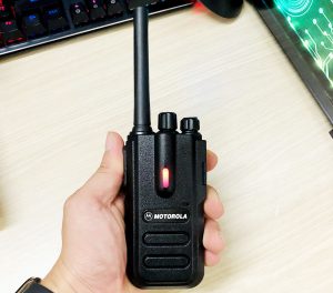 bo-dam-cam-tay-motorola-cp550-thich-hop-voi-nhung-cong-viec-nao
