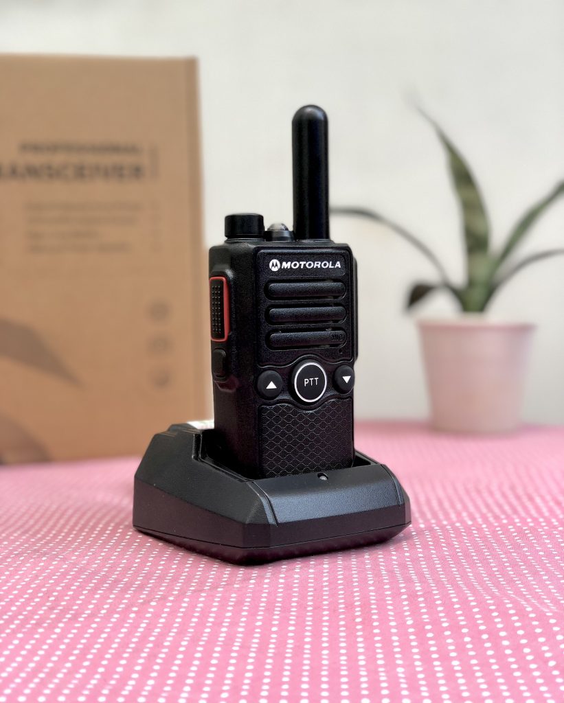 Bộ đàm giá rẻ mini MT6S-Pro công suất khủng 1 bo-dam-gia-re-mini-mt6s-pro-cong-suat-khung